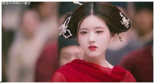 今日吃瓜女明星是谁啊视频,揭秘吃瓜女明星是谁